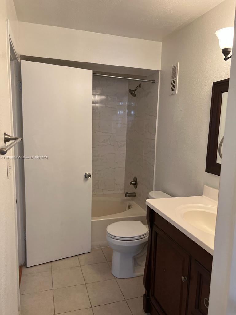 BISCAYNE BEACH CLUB CONDO - Residential Lease