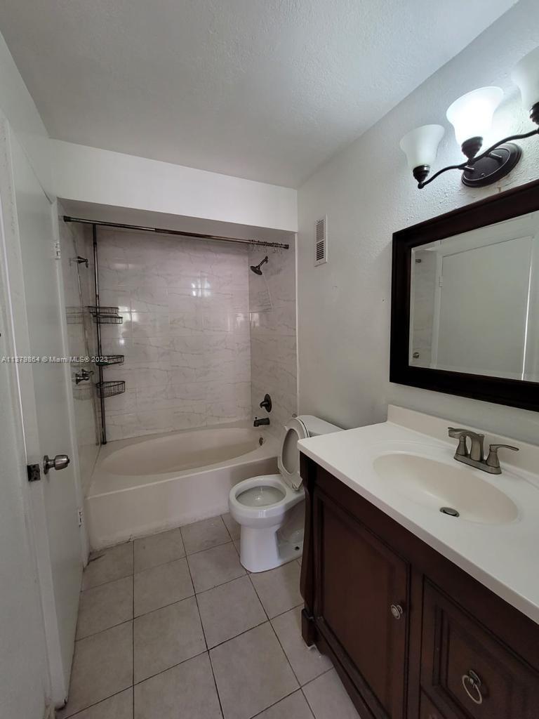 BISCAYNE BEACH CLUB CONDO - Residential Lease