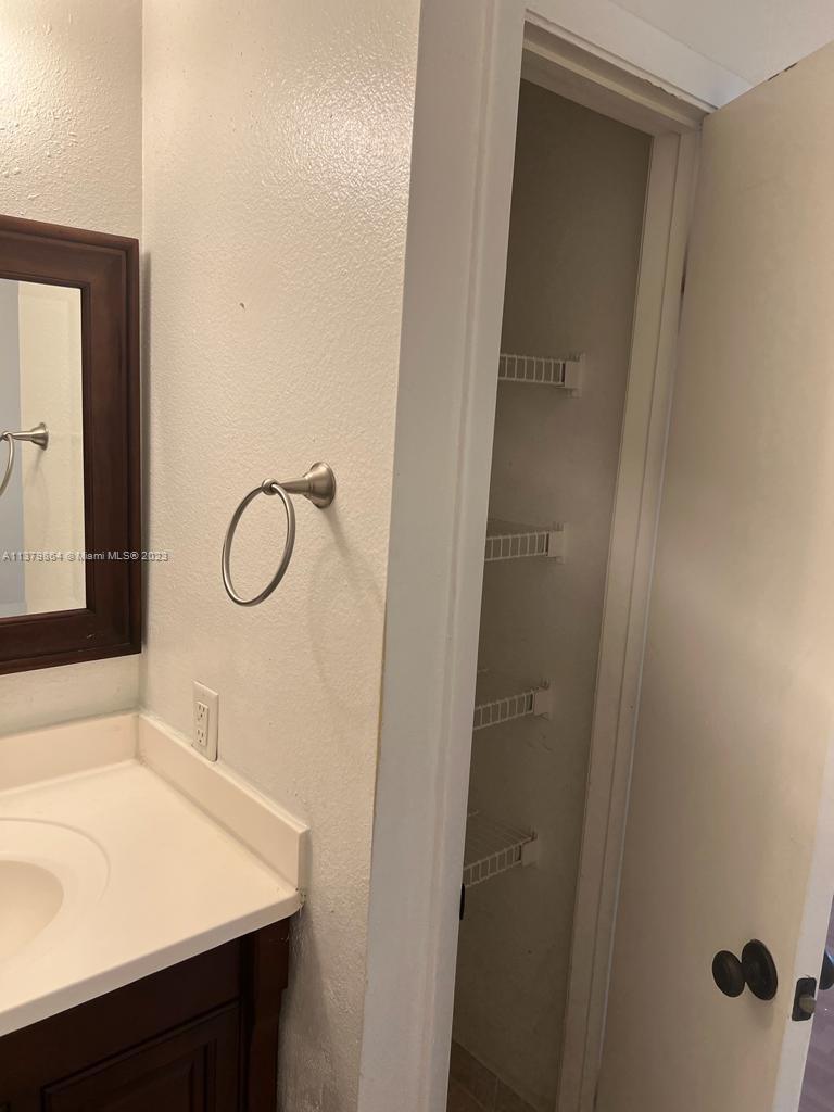 BISCAYNE BEACH CLUB CONDO - Residential Lease