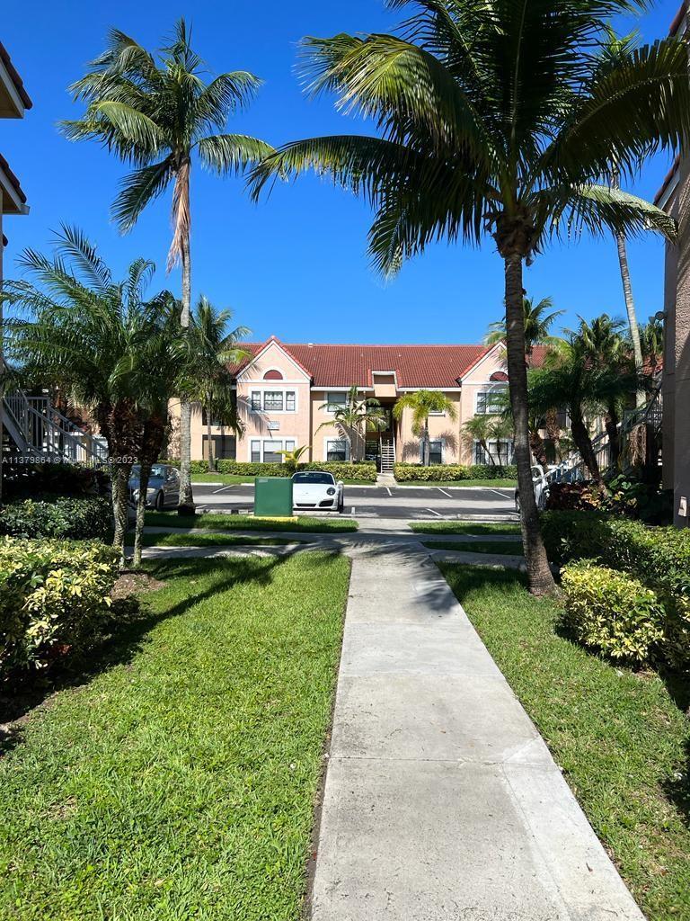 BISCAYNE BEACH CLUB CONDO - Residential Lease
