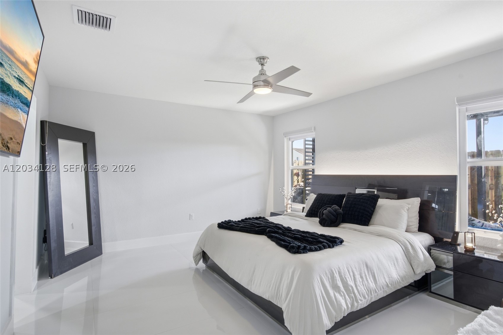 BAY GARDENS - Residential
