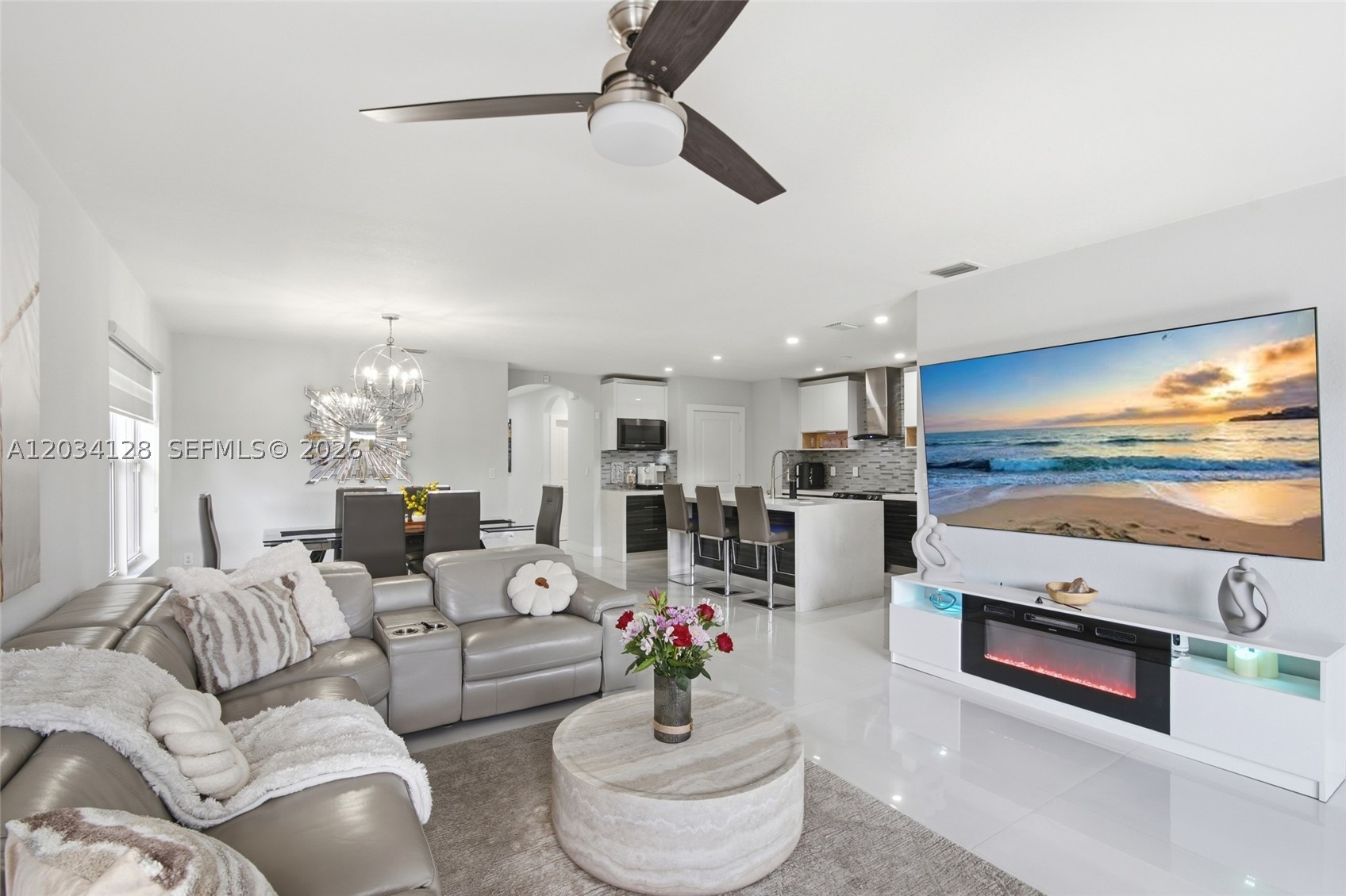 BAY GARDENS - Residential