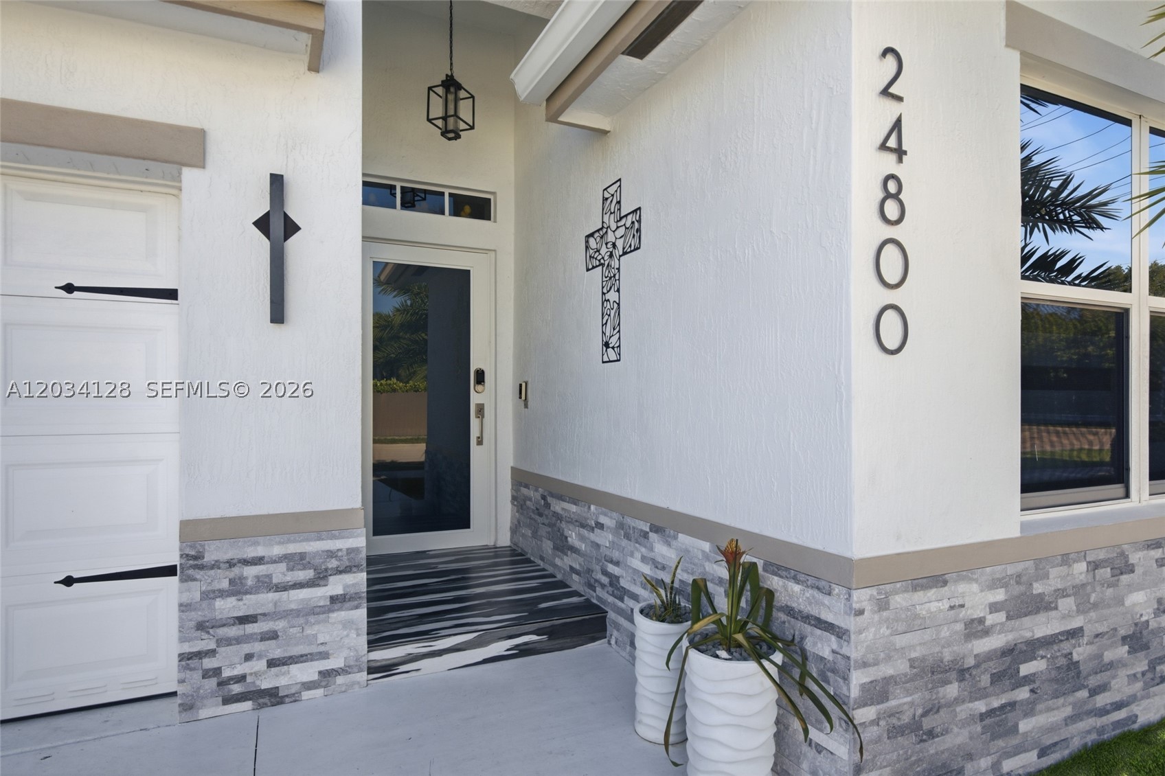 BAY GARDENS - Residential