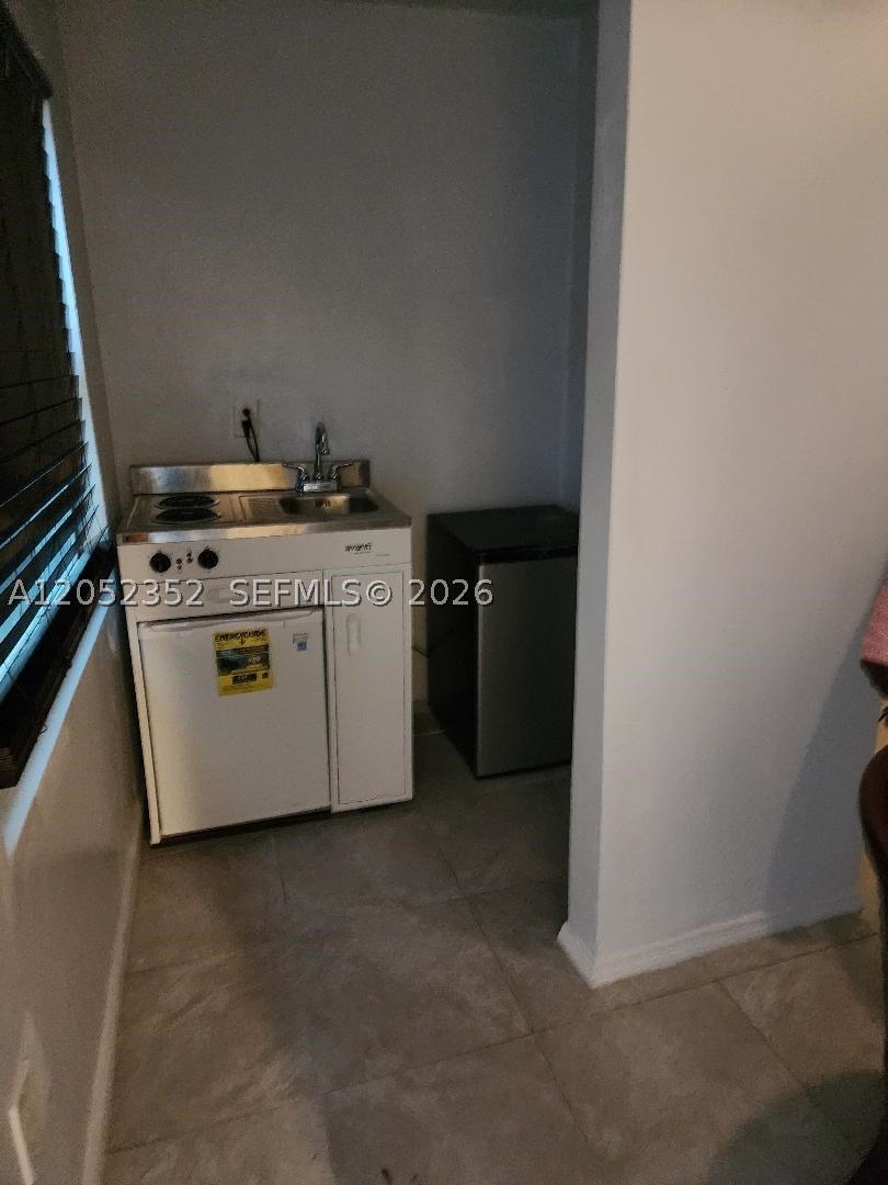 NICHOLS HEIGHTS - Residential Lease