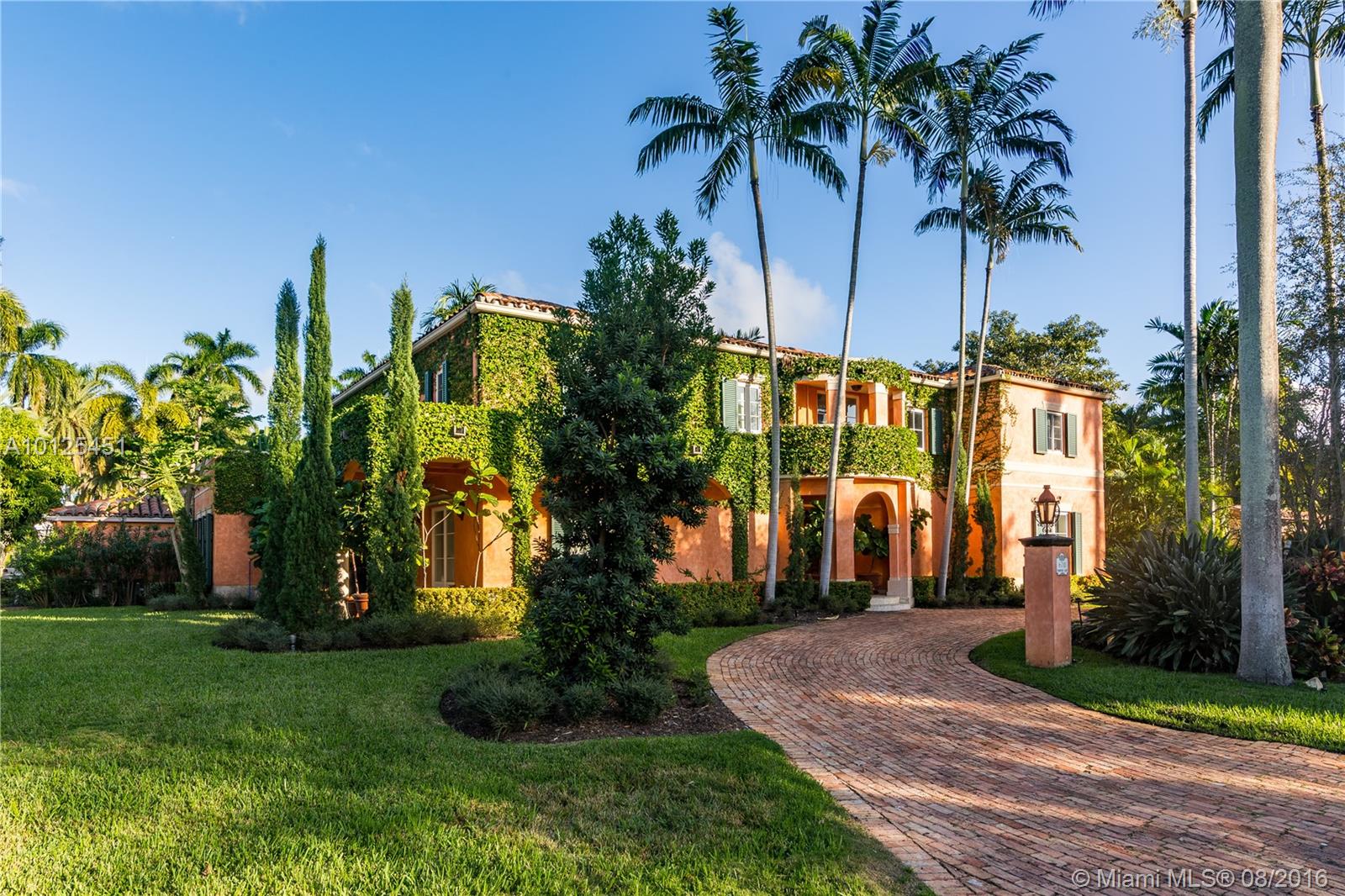 LA GORCE ISLAND - Residential