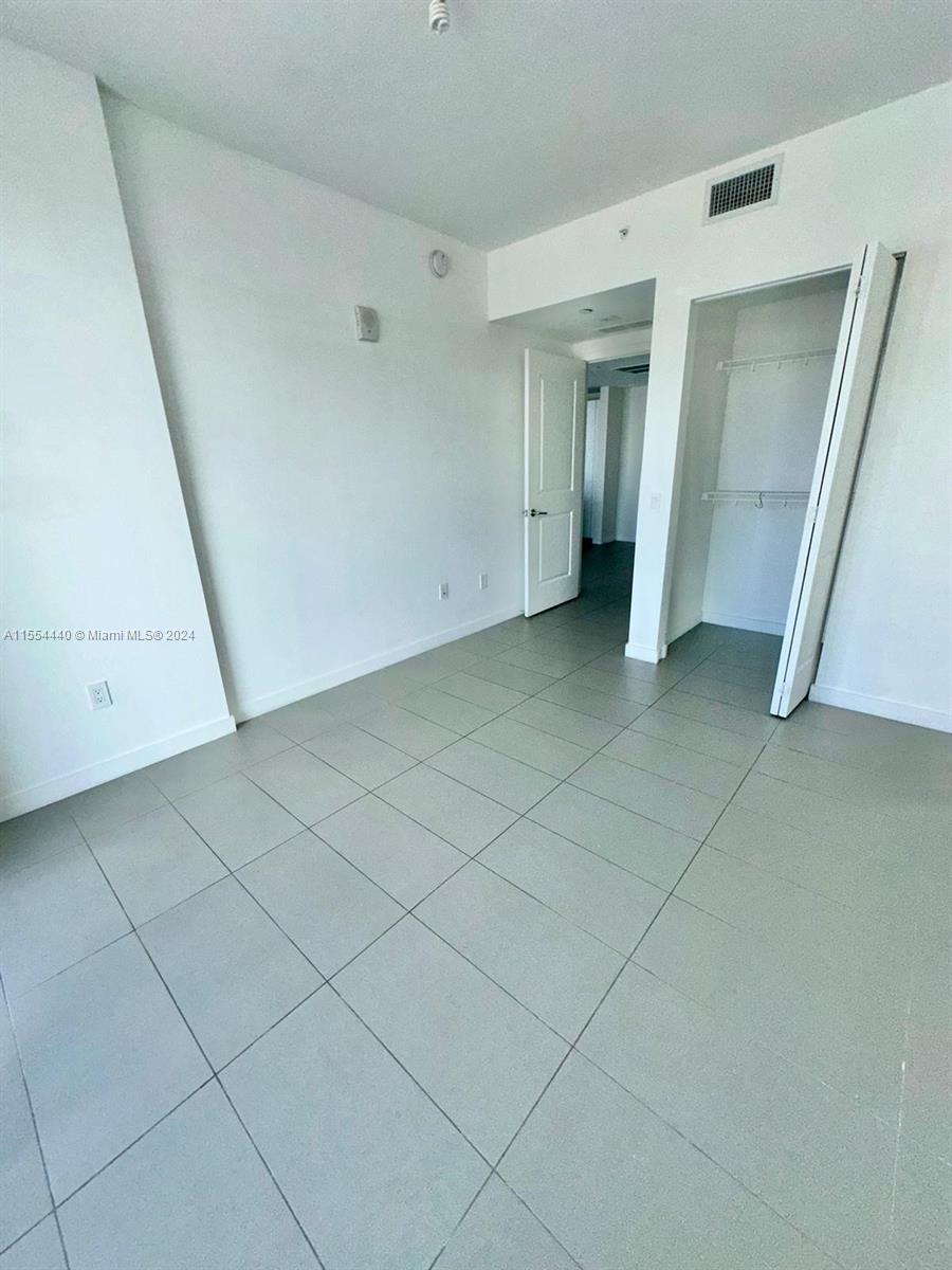 CANVAS CONDO - Residential Lease