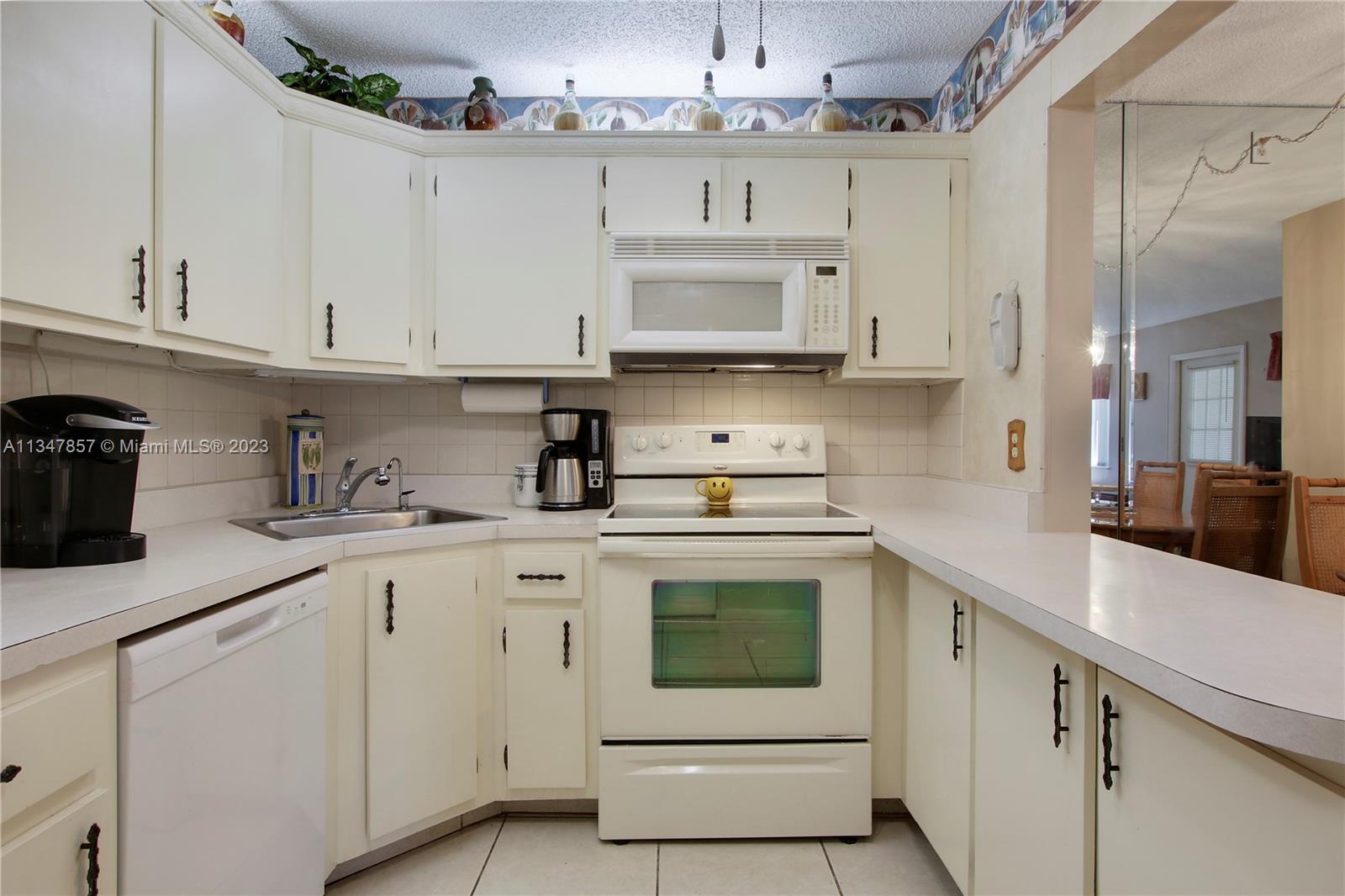 PINE RIDGE III CONDO - Residential
