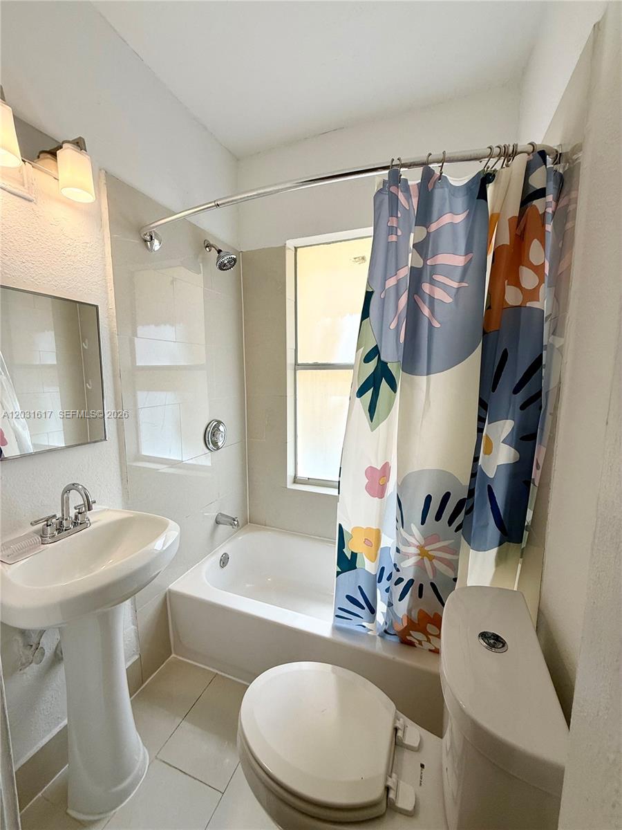 MENDOZA CONDO - Residential Lease