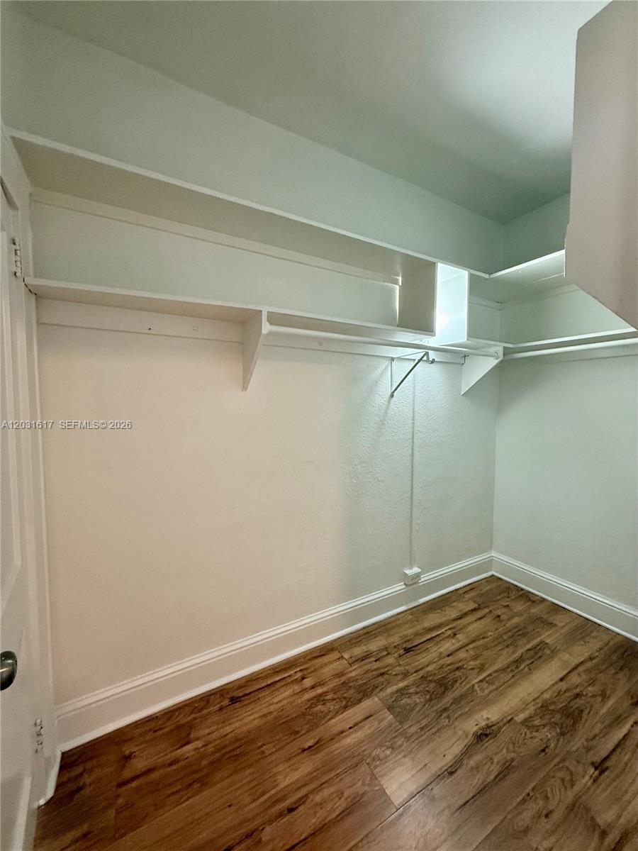 MENDOZA CONDO - Residential Lease