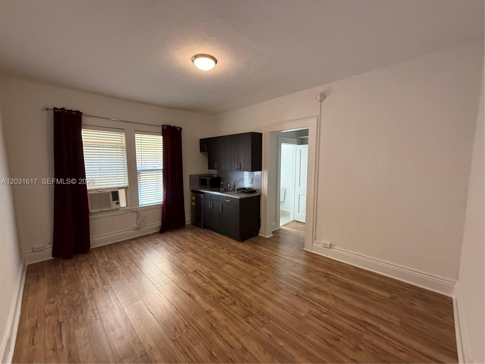 MENDOZA CONDO - Residential Lease