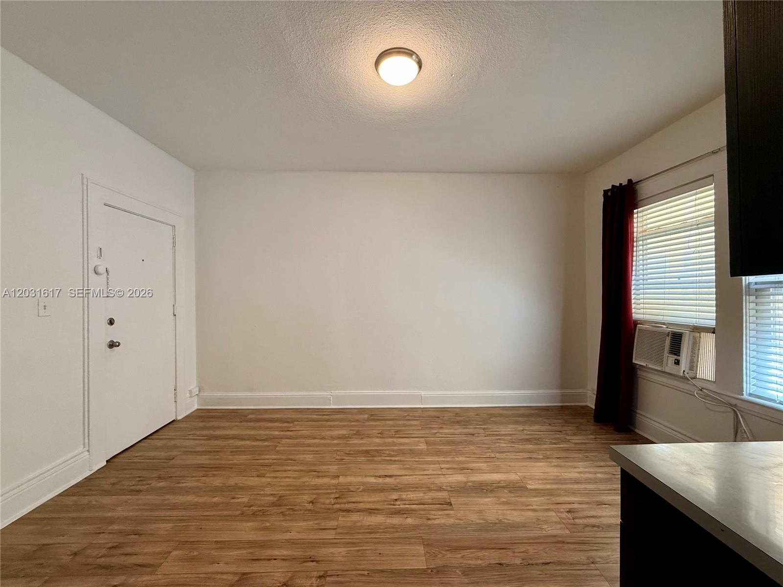 MENDOZA CONDO - Residential Lease