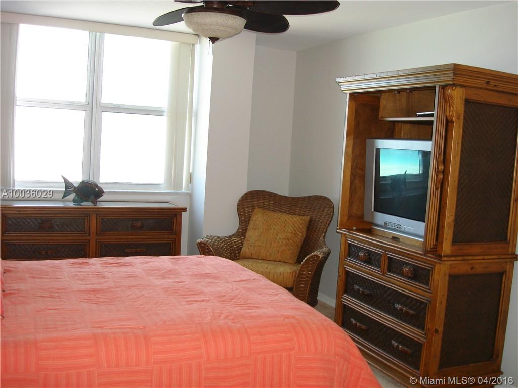 Arlen Beach Condo - Residential Lease