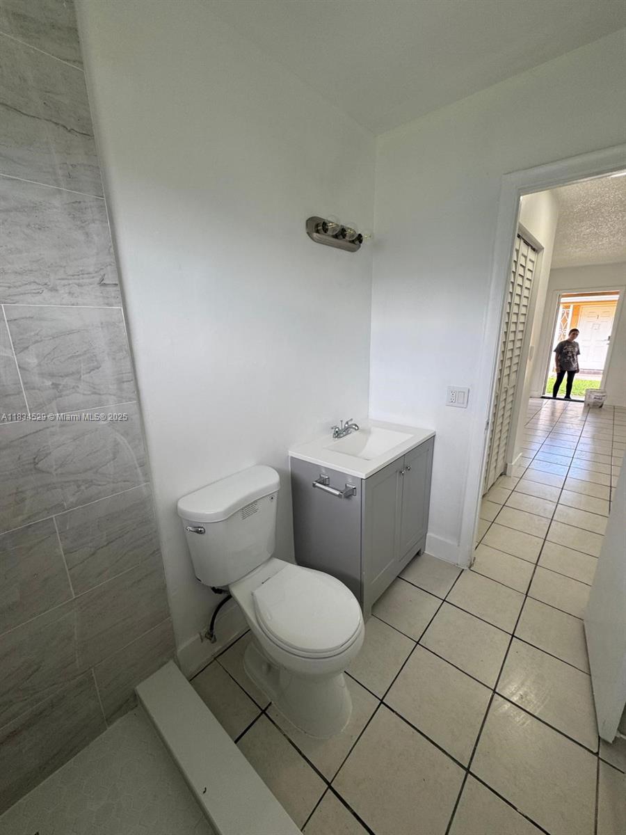 BRUMBAR ESTATES - Residential Lease