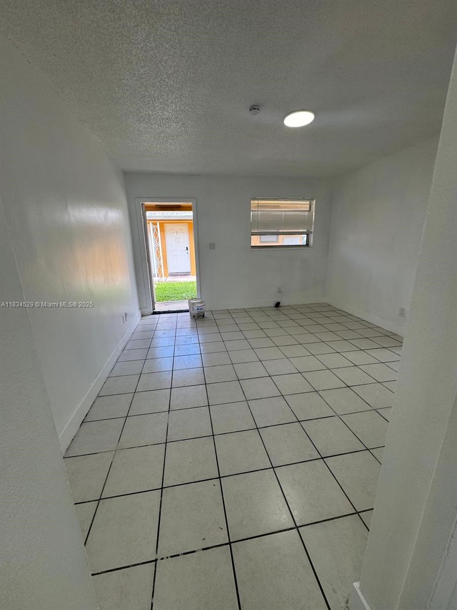 BRUMBAR ESTATES - Residential Lease
