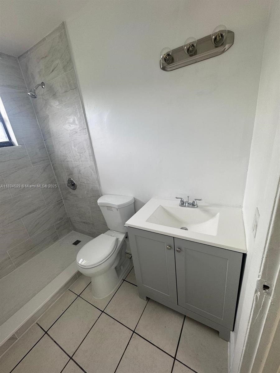 BRUMBAR ESTATES - Residential Lease