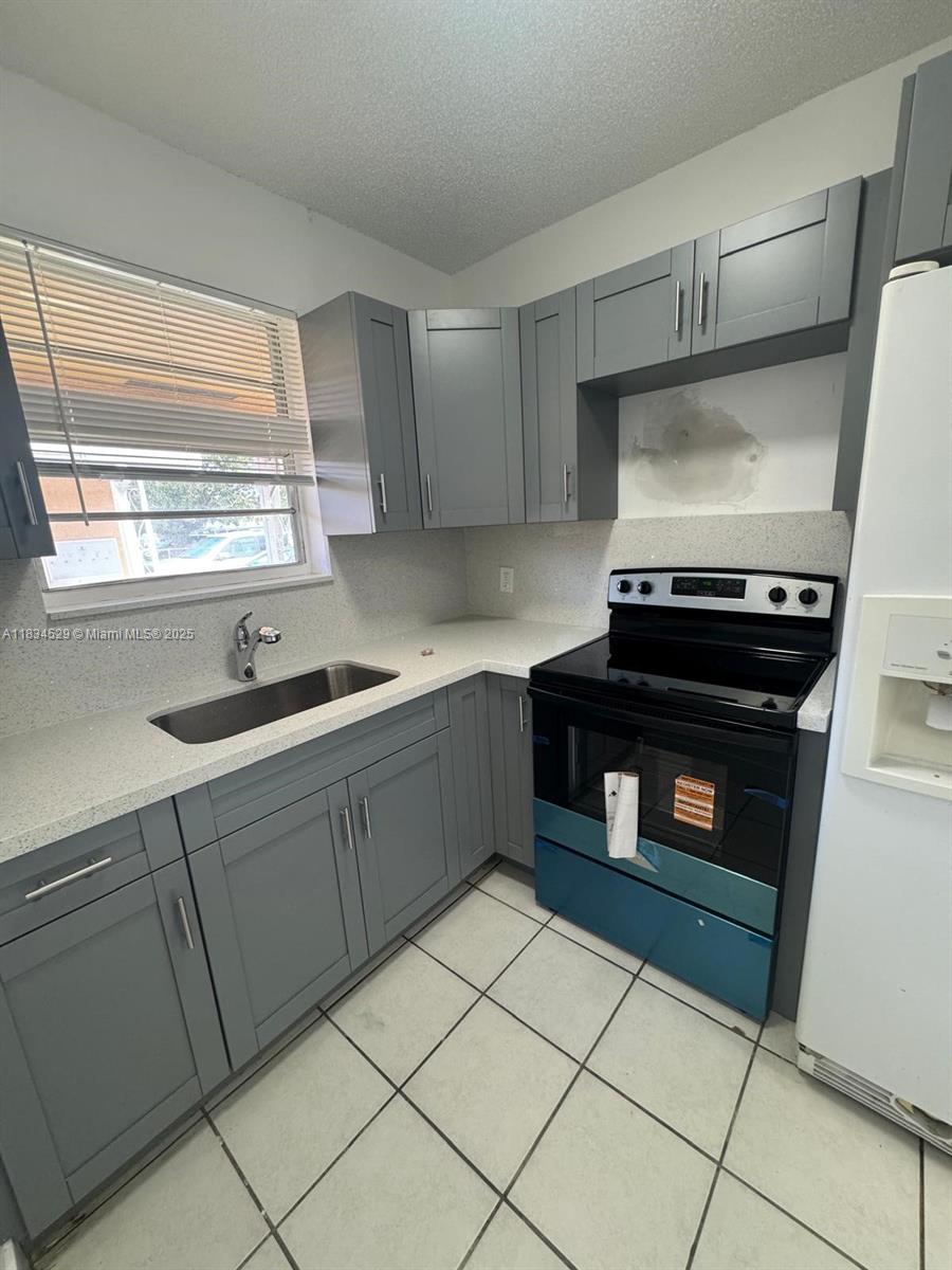 BRUMBAR ESTATES - Residential Lease