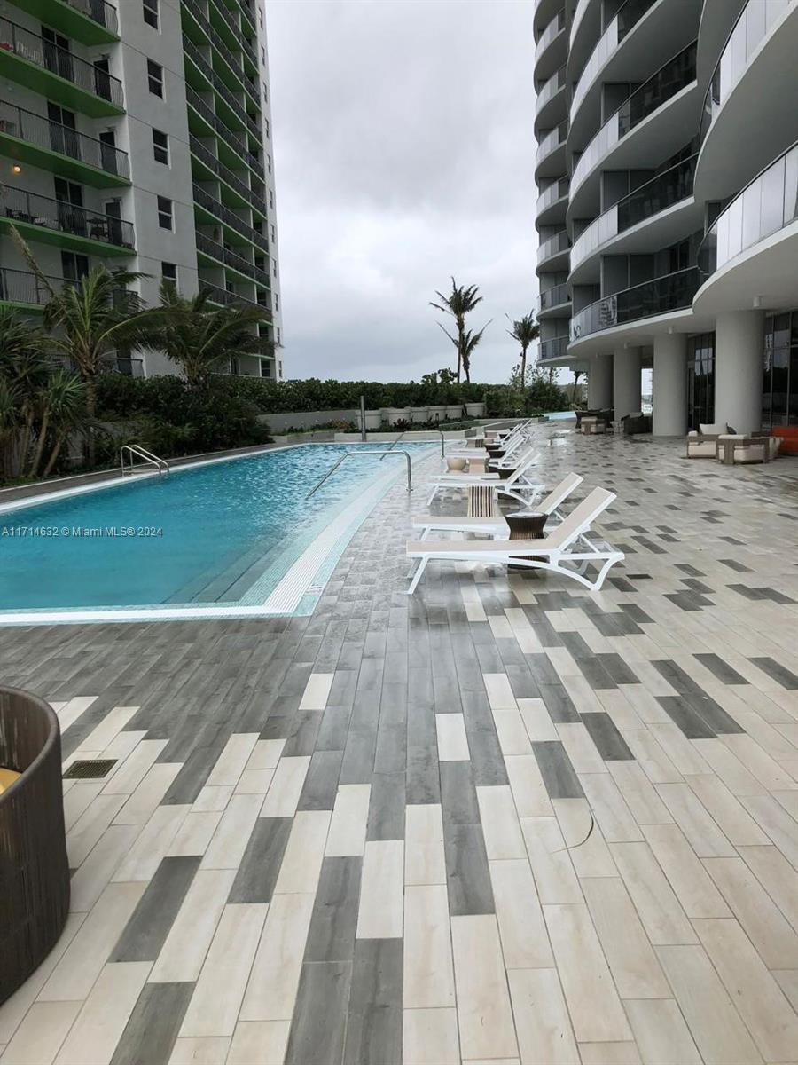 ARIA ON THE BAY CONDO - Residential Lease