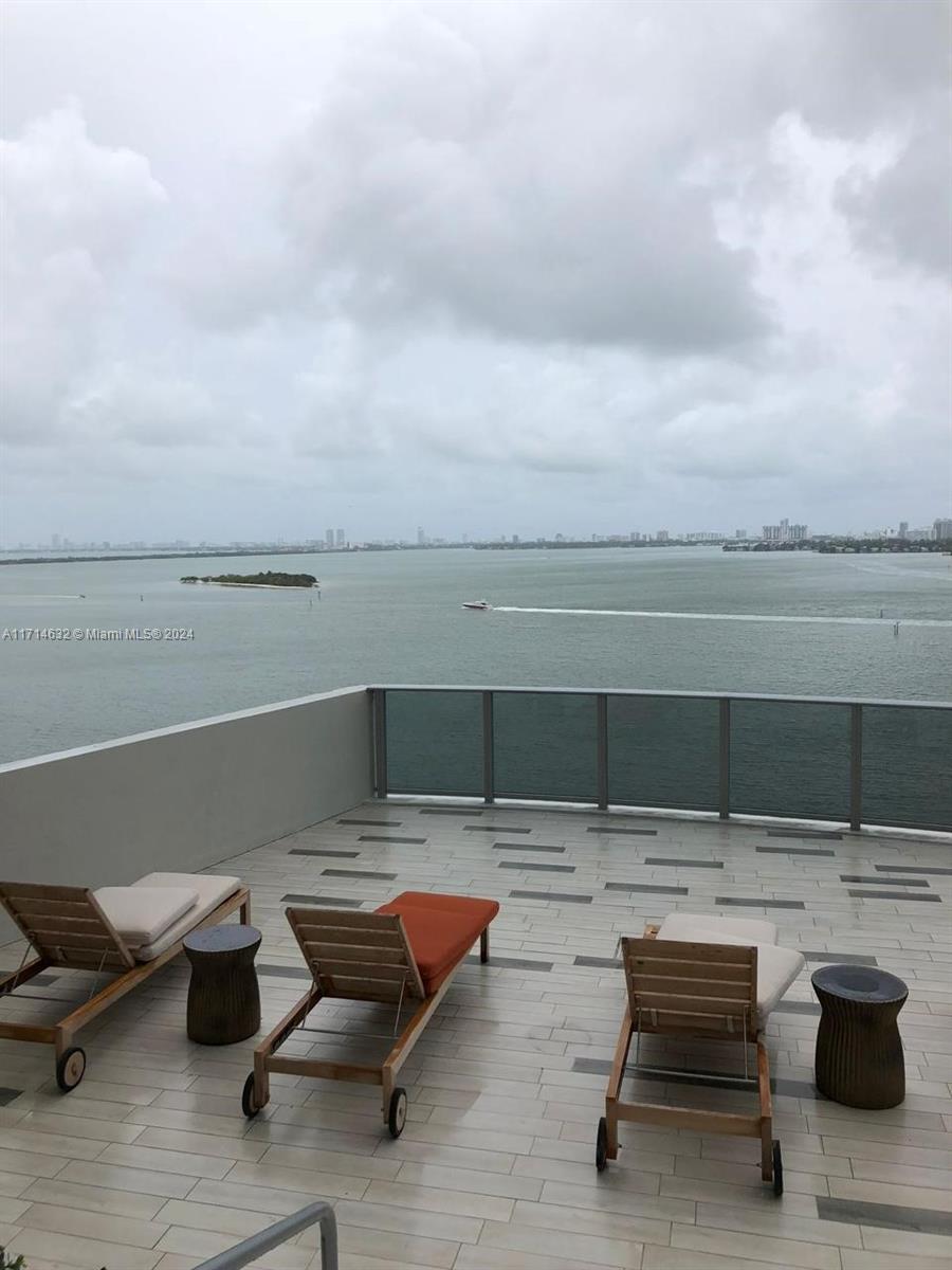 ARIA ON THE BAY CONDO - Residential Lease