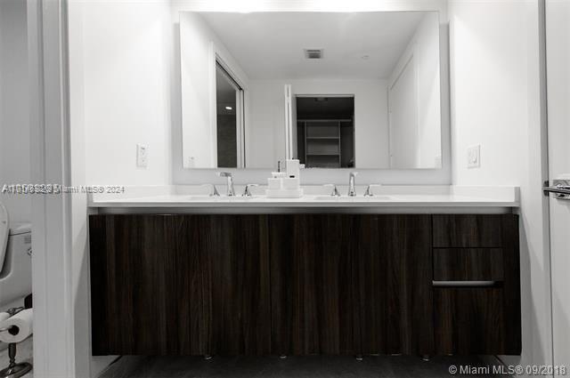 ARIA ON THE BAY CONDO - Residential Lease