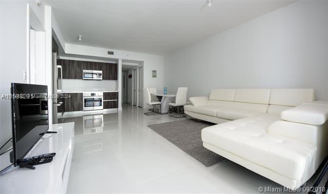 ARIA ON THE BAY CONDO - Residential Lease