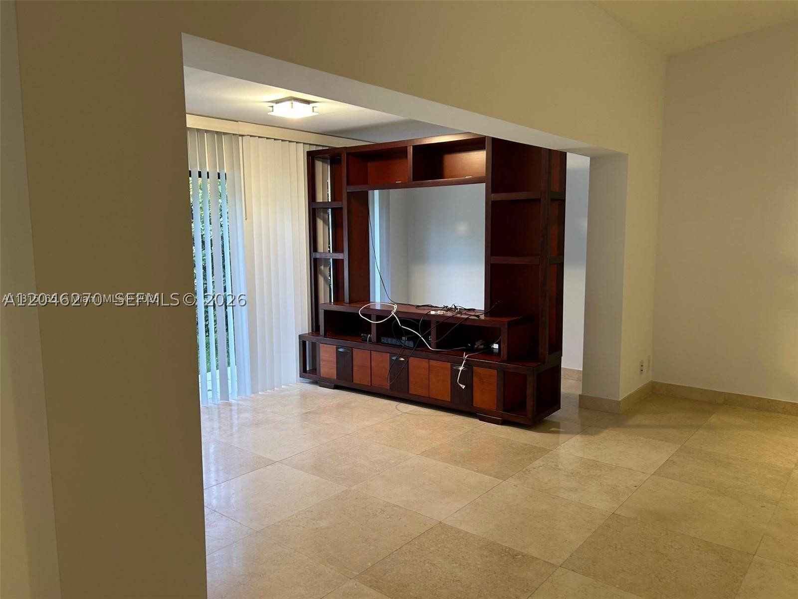 COSTAIN VILLAS HARBOR VIL - Residential