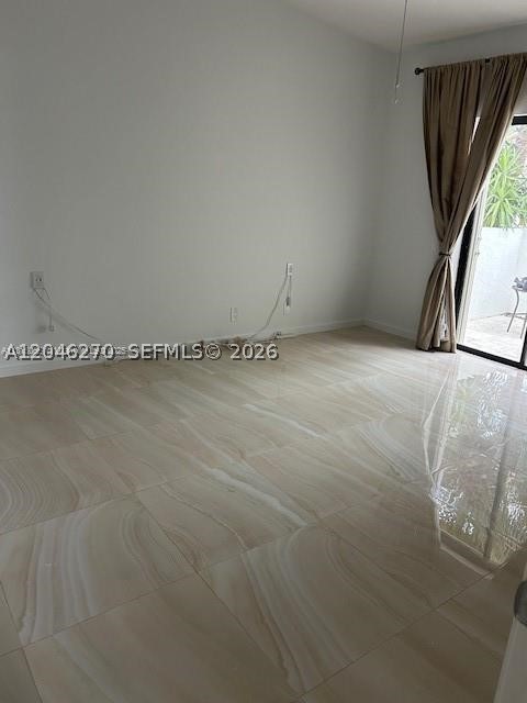 COSTAIN VILLAS HARBOR VIL - Residential