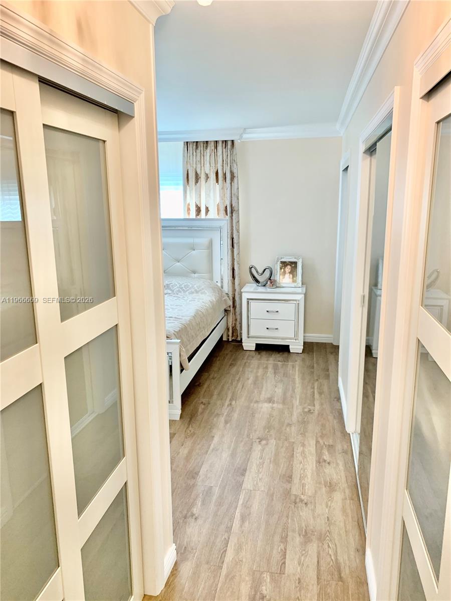 MEADOWBROOK TOWERS CONDO - Residential
