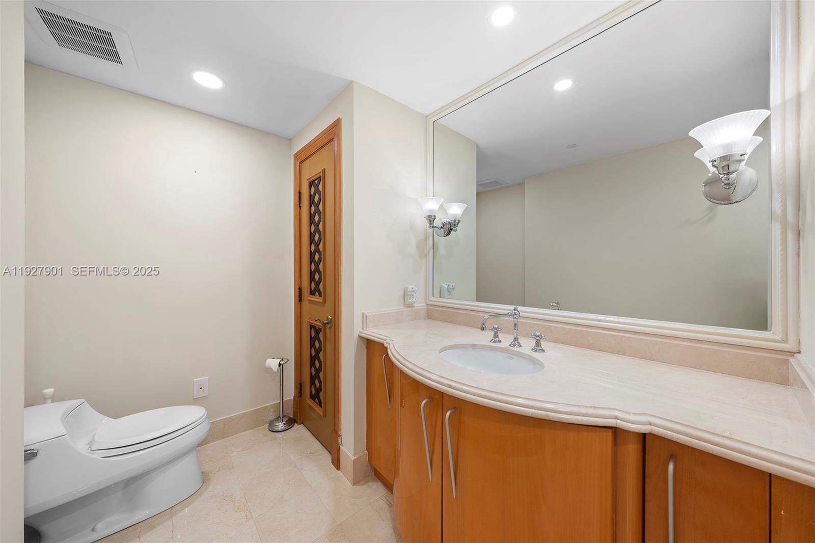 ACQUALINA OCEAN RESIDENCES - Residential