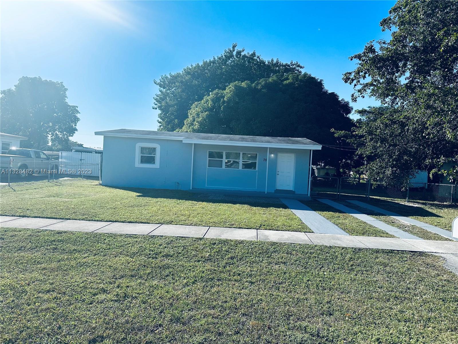 BROWARDALE 2ND ADD AMEN P - Residential