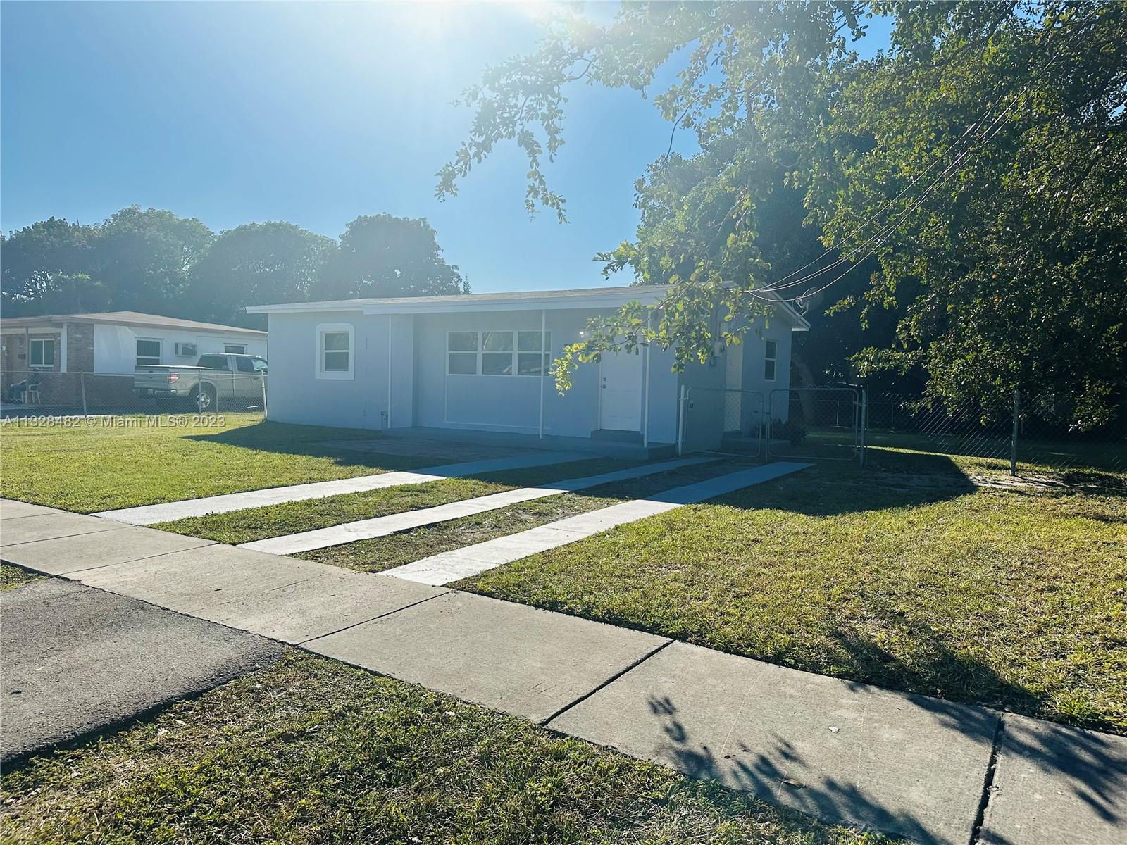 BROWARDALE 2ND ADD AMEN P - Residential