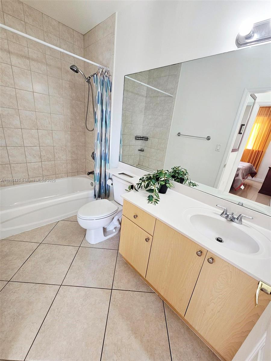 SHAMROCK BY THE GABLES - Residential
