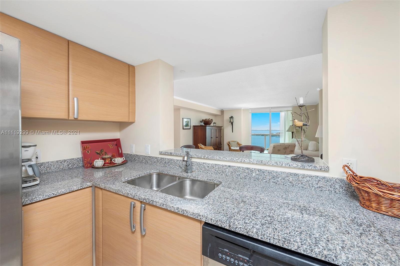 SKYLINE ON BRICKELL CONDO - Residential