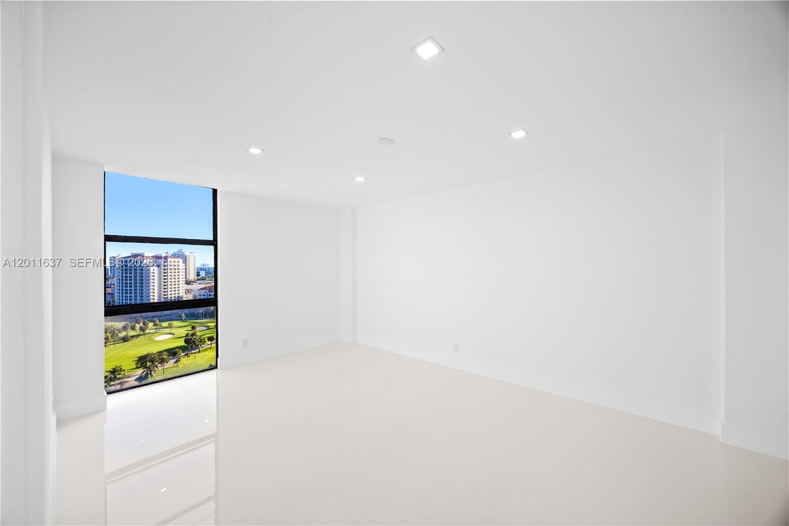 CORONADO CONDO- TOWER II - Residential