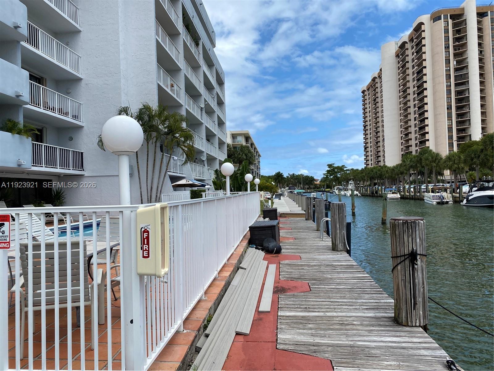 CRICKET CLUBHOUSE CONDO - Residential
