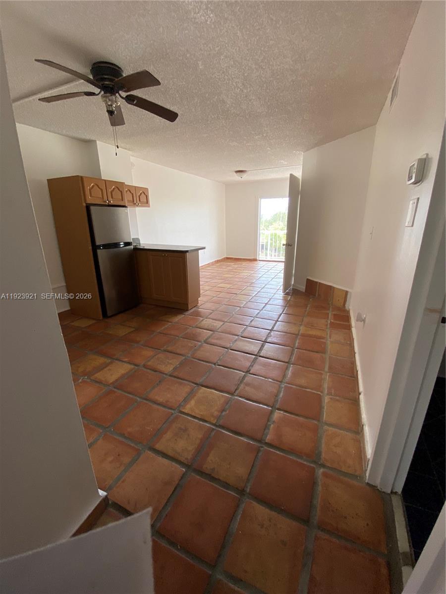 CRICKET CLUBHOUSE CONDO - Residential