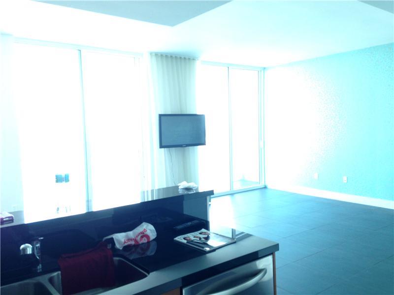 VIZCAYNE SOUTH CONDO - Residential Lease
