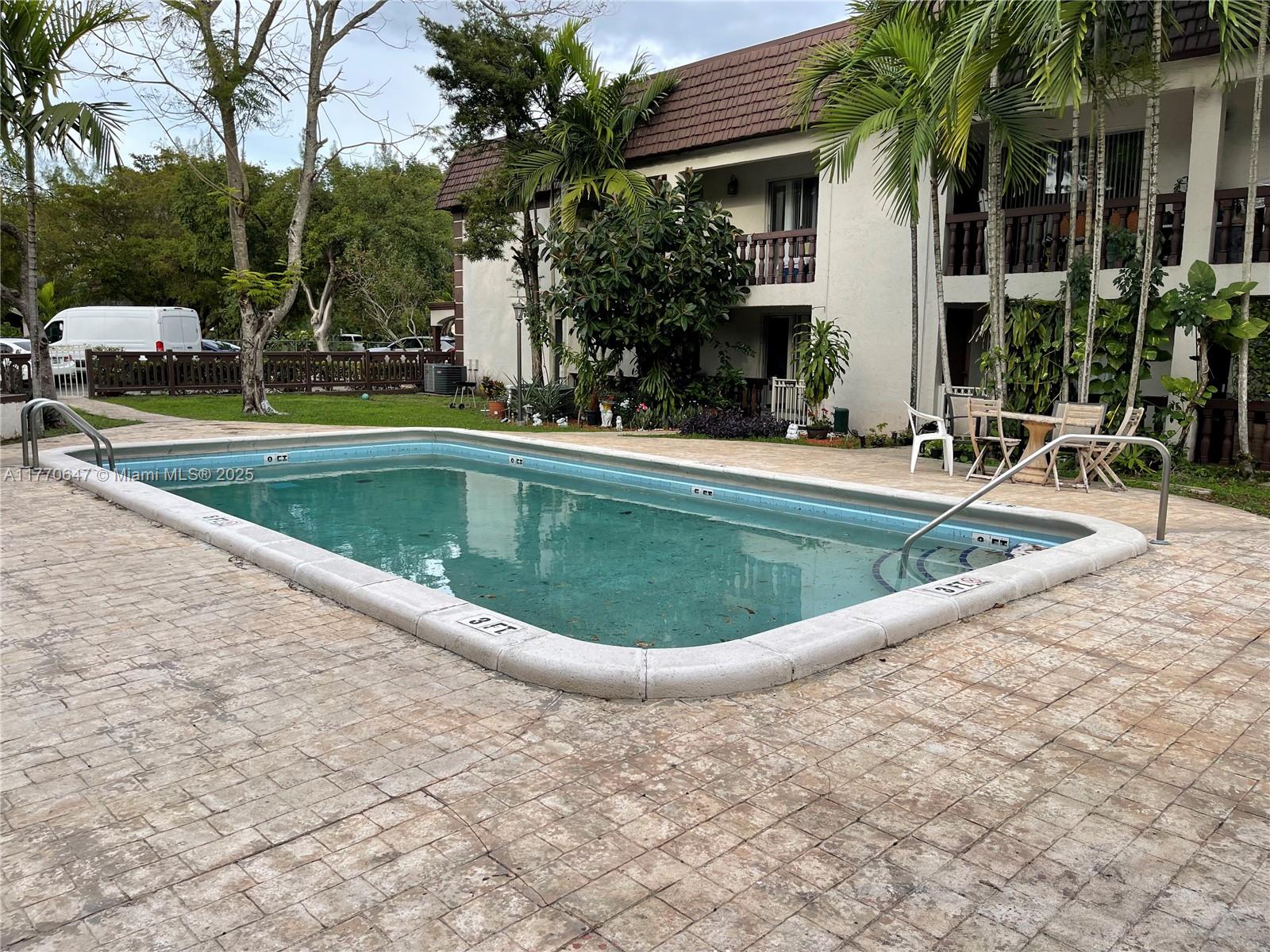 FOUNTAINS OF TAMARAC COND - Residential