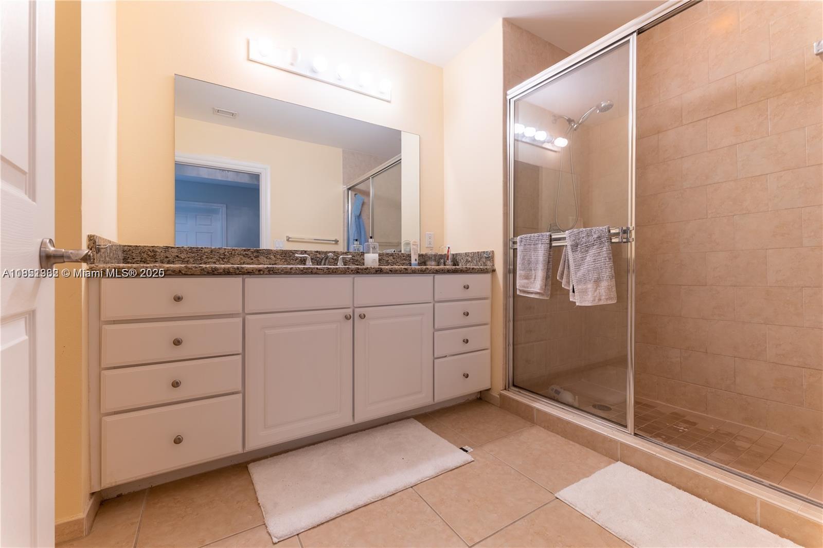 ALAQUA CONDO - Residential