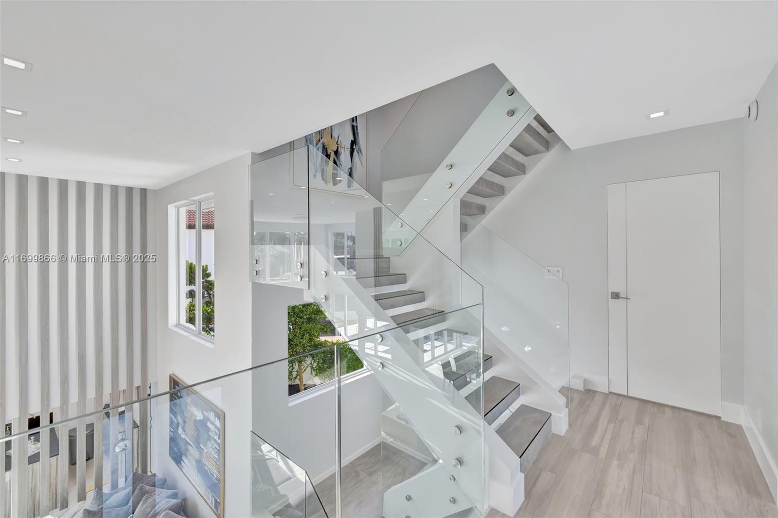 LAUDERDALE ISLES RE-AMEND - Residential