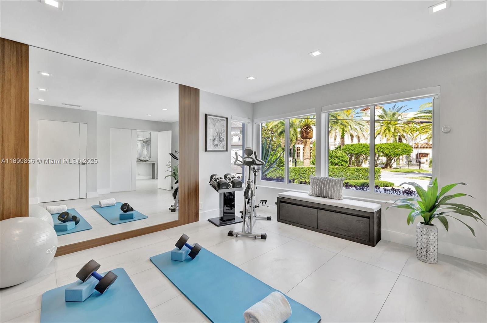 LAUDERDALE ISLES RE-AMEND - Residential