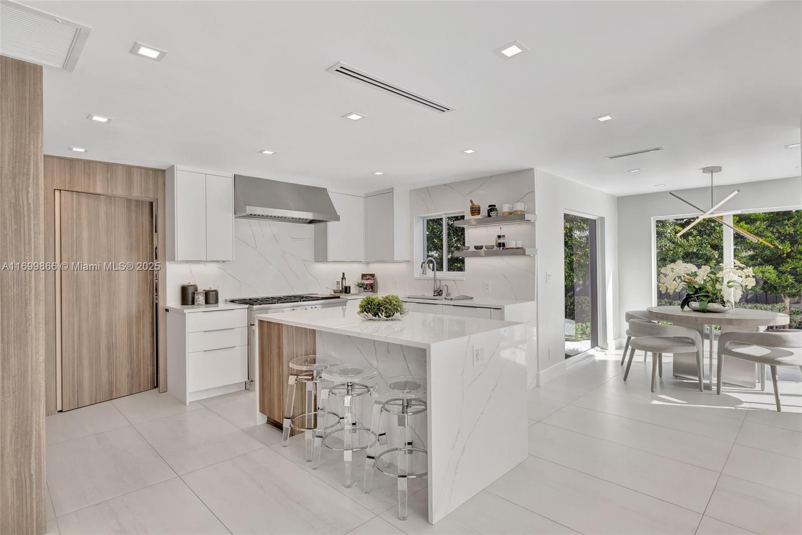 LAUDERDALE ISLES RE-AMEND - Residential