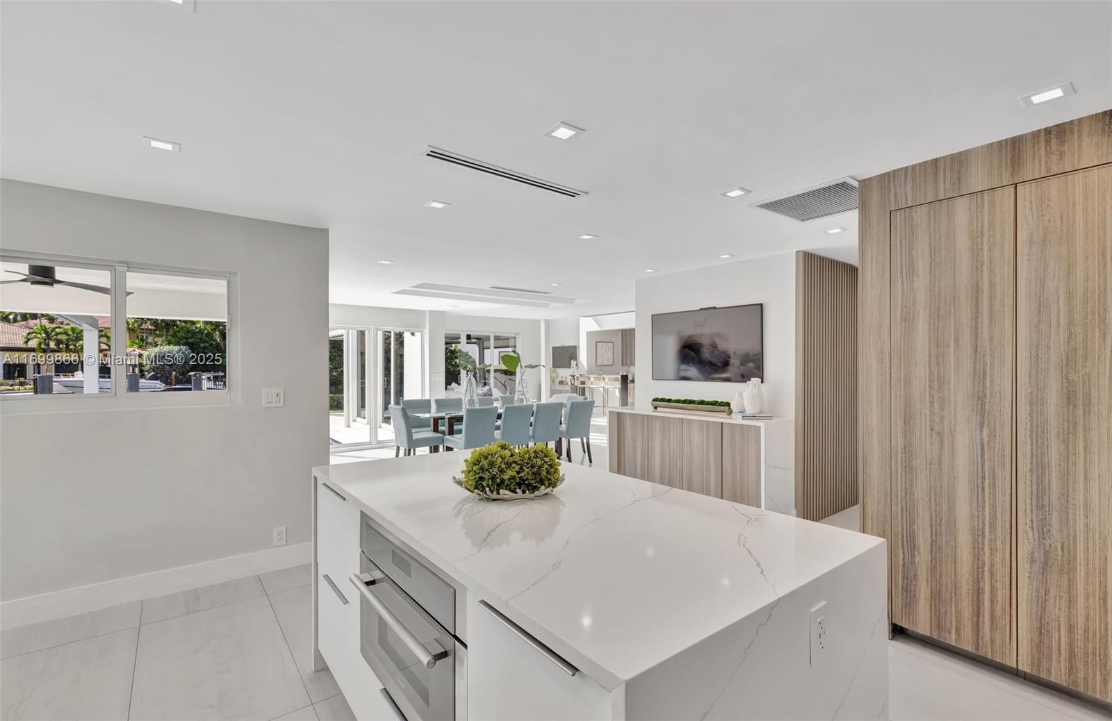 LAUDERDALE ISLES RE-AMEND - Residential
