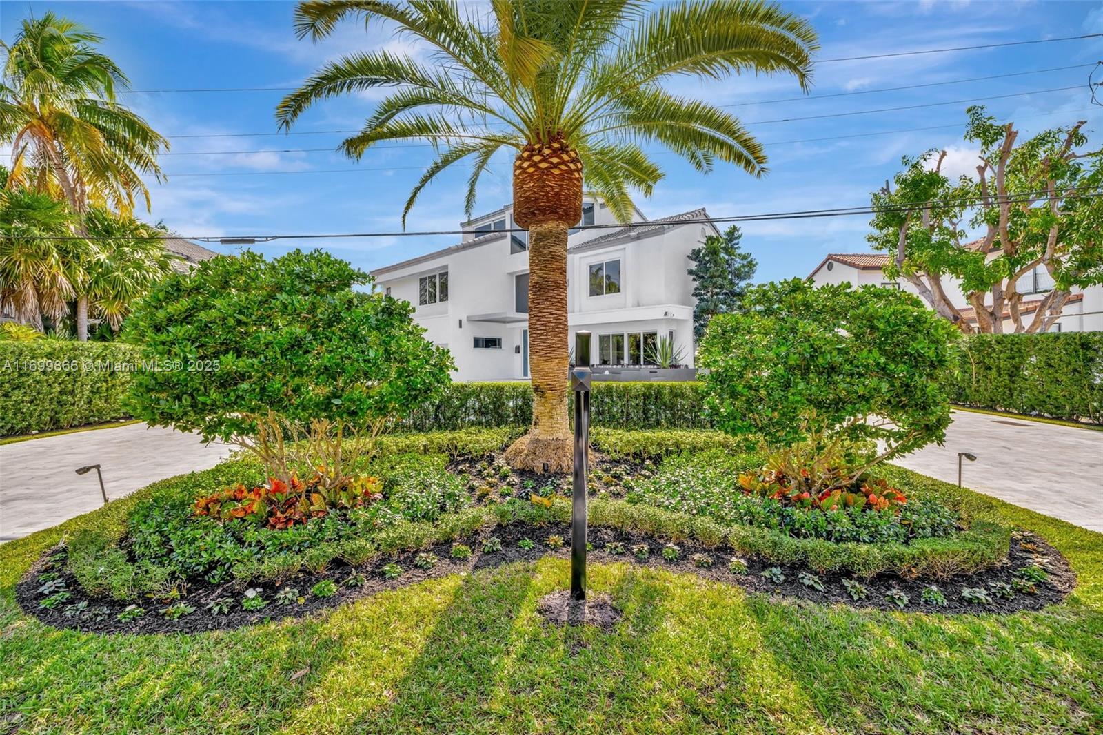 LAUDERDALE ISLES RE-AMEND - Residential