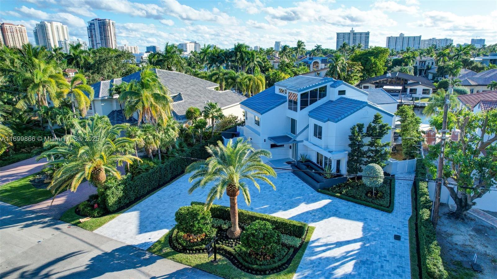 LAUDERDALE ISLES RE-AMEND - Residential