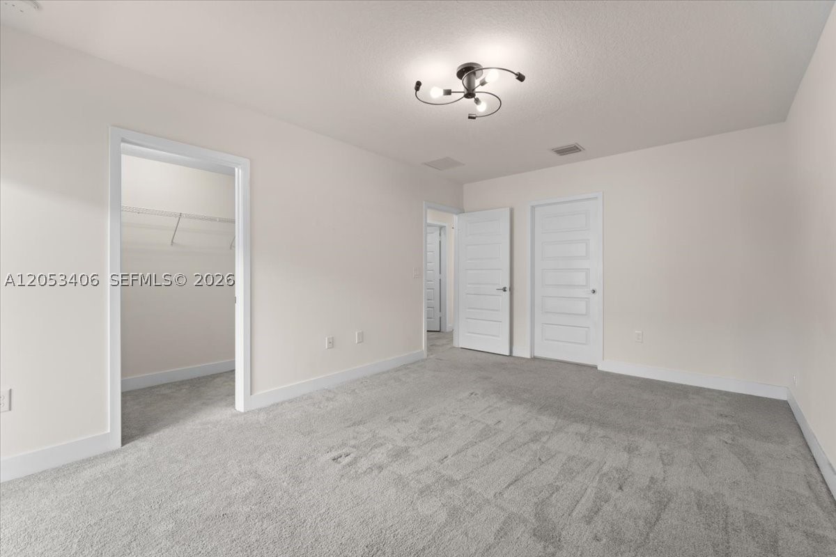 DOWNTOWN DORAL SOUTH PHAS - Residential Lease