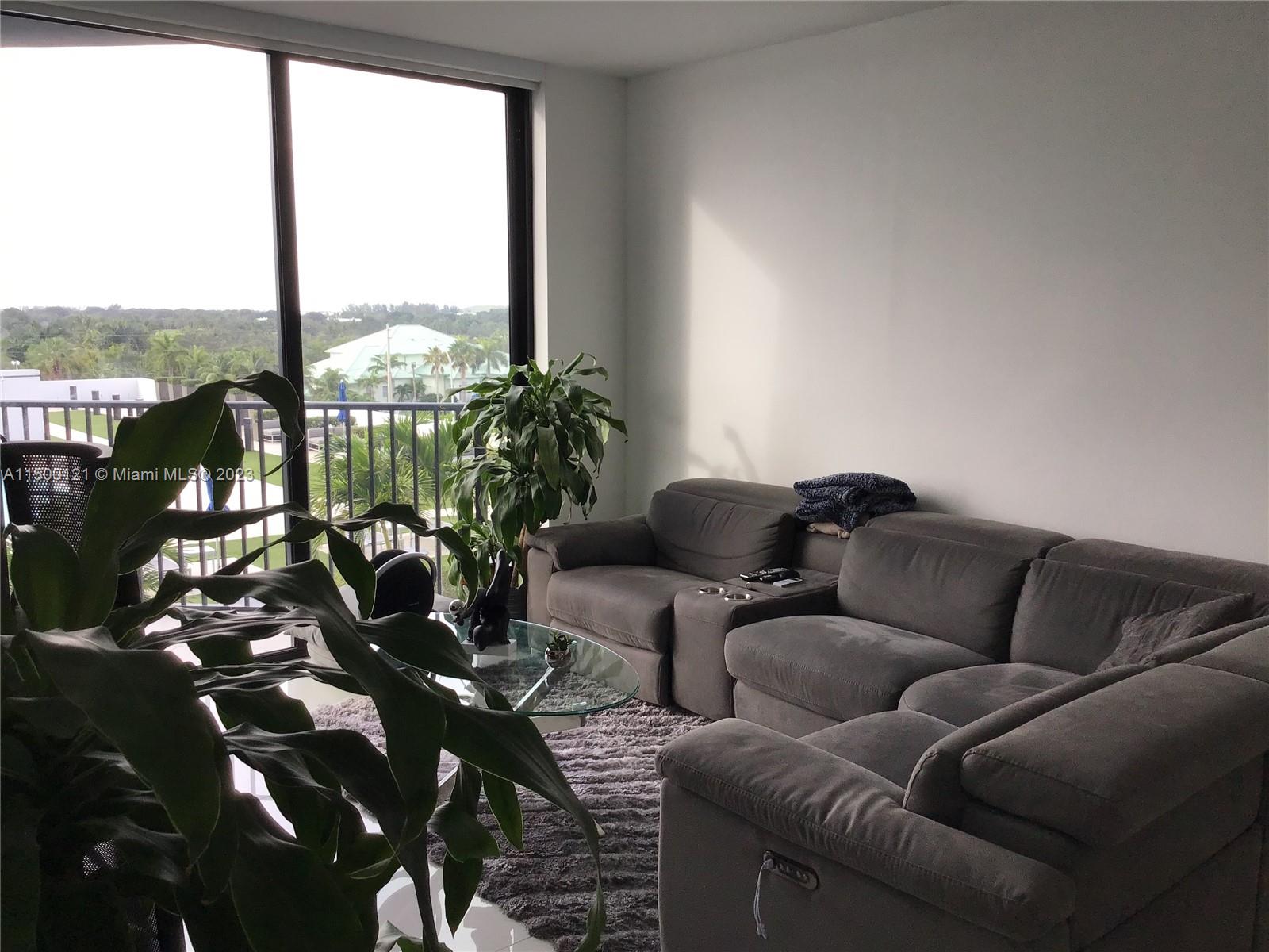 5252 PASEO CONDO - Residential Lease