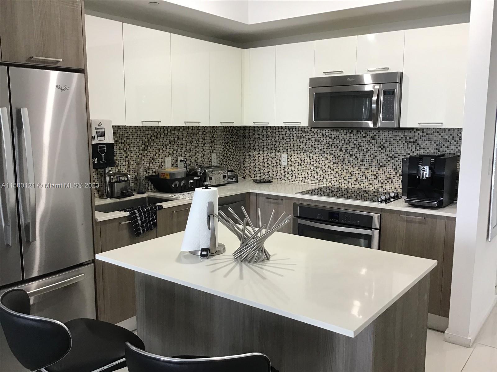 5252 PASEO CONDO - Residential Lease