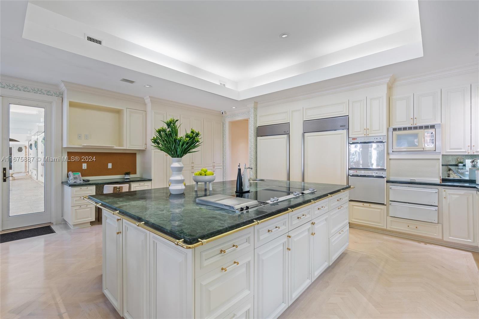FAIRCHILD OAKS - Residential