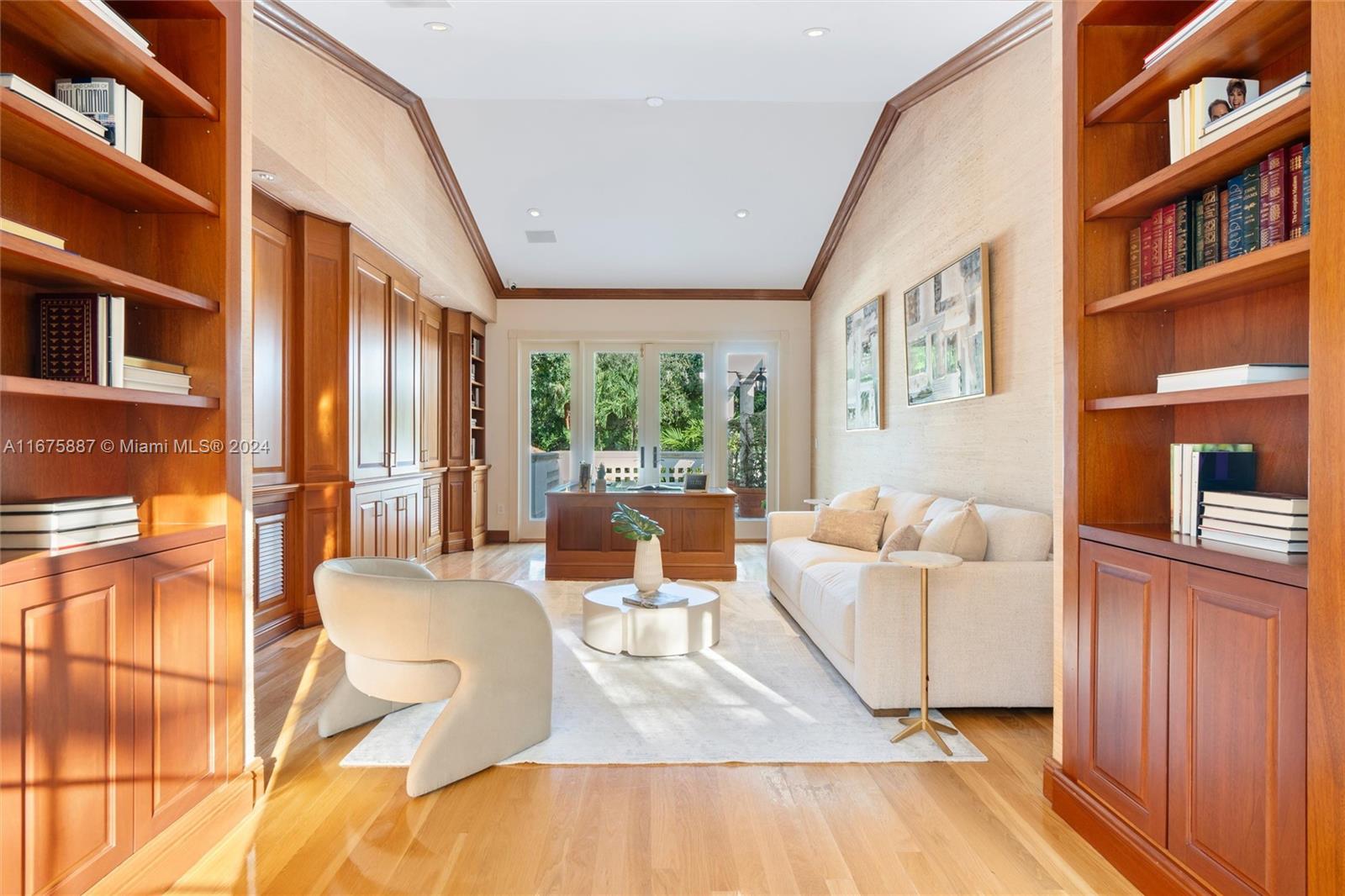 FAIRCHILD OAKS - Residential