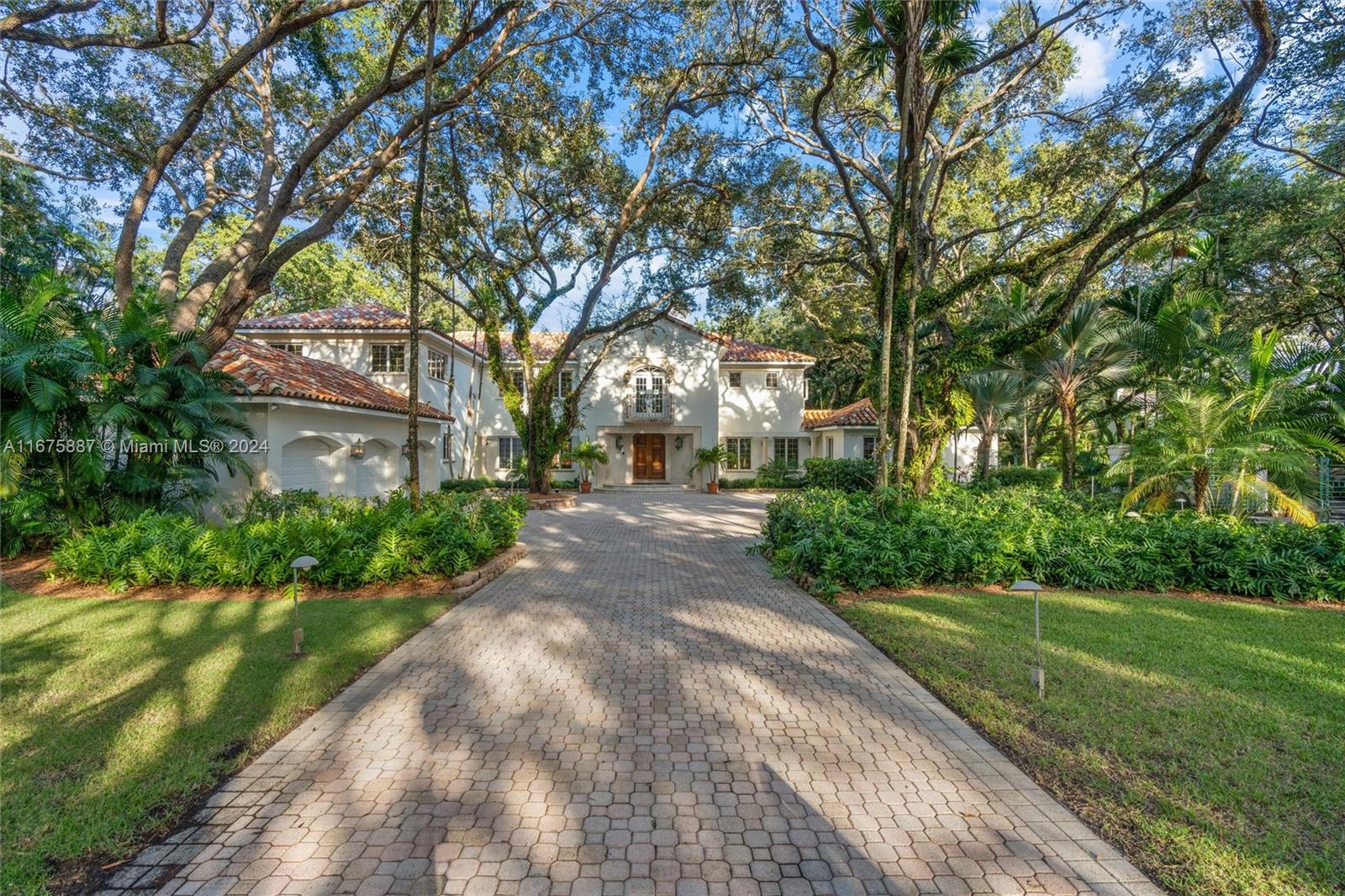 FAIRCHILD OAKS - Residential